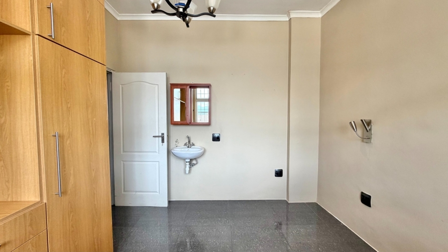 2 Bedroom Property for Sale in Strand Central Western Cape